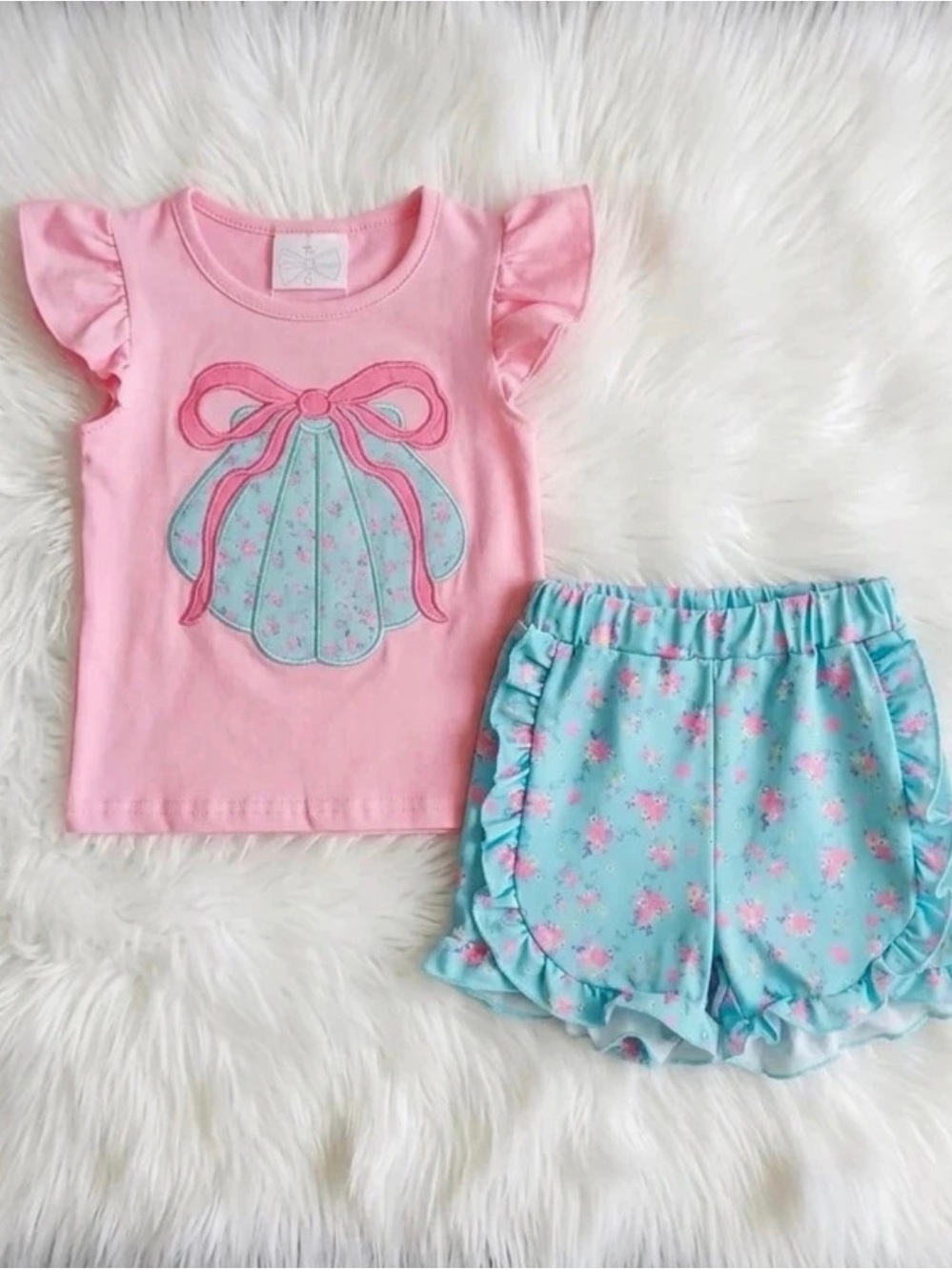 New Embroidered Appliqué Seashell Top W/ Shorts - 7T